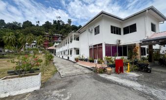 Collection O Analisa Beach Resort