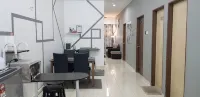 Fahaz Lumut Homestay - 3-Star