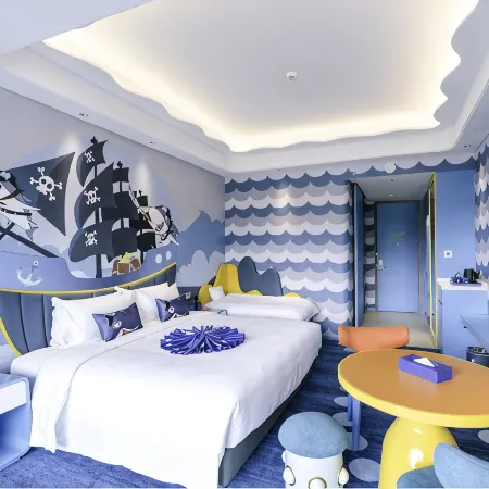 Fuxian Lake Dolphin Bay Hotel (Cambrian Town Flagship Store)