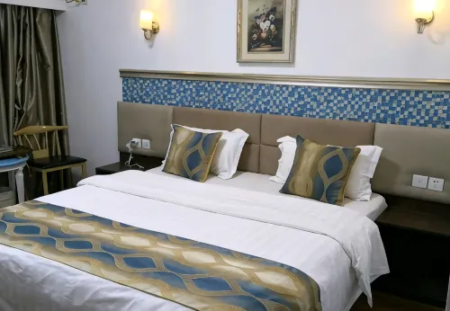 Zhongjiang Jinyang Guest House - Inns