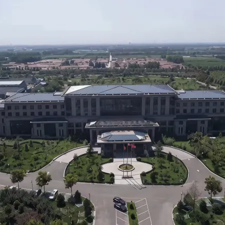 Sunwuhu Hot Spring Holiday Hotel