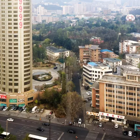 Central Plaza Hotel