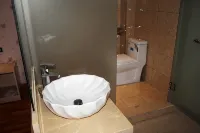 Zaoyang Dongbao Boutique Hotel - 2 tähden