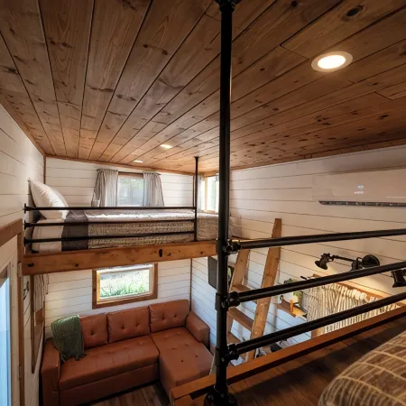 Secluded Mountain Getaway - 1 Cozy Tiny Home with SPECTACULAR views