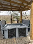 Cozy cabin in charming Eureka Springs with WiFi and AC - Alphydda