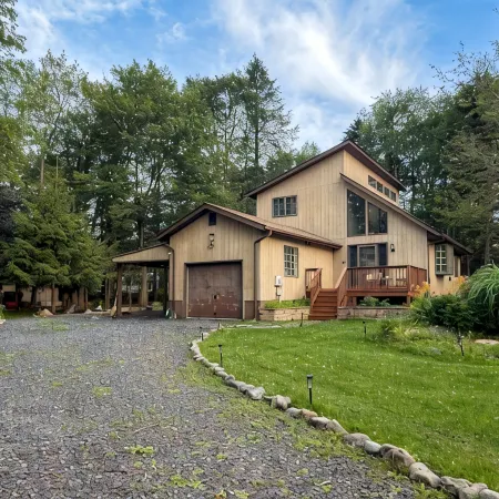 Cozy Cabin with Pond, Game Rm, Pool & Fire Pit
