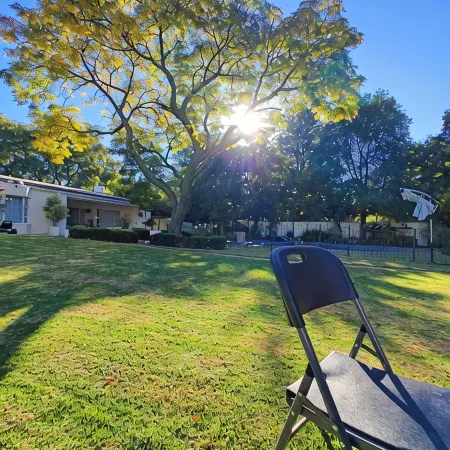 Luxury House into Nature in Sandton, peaceful place with full of greens