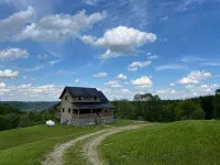 Driftless Log Cabin w/ Kickapoo Valley View - 3-Star