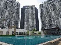 KLIA Lili Residensi 5+2 PAX with Splendid Pool Hoteles en 