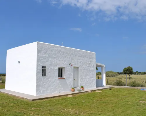 Villa in Los Caños de Meca of 1000m2 plot next to the field and the beach. 바르바테 호텔