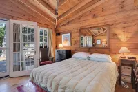 1940s Cottage Stunner Large Studio w/loft feel dog friendly - Homestays