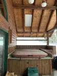 Whitewater Country with Hot Tub, Free WiFi & Indoor Wood Burning Fireplace! - Chalets