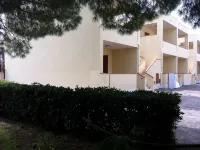 Terraced house in a quiet residence 200 meters from the sea, 4/5 places - Condos