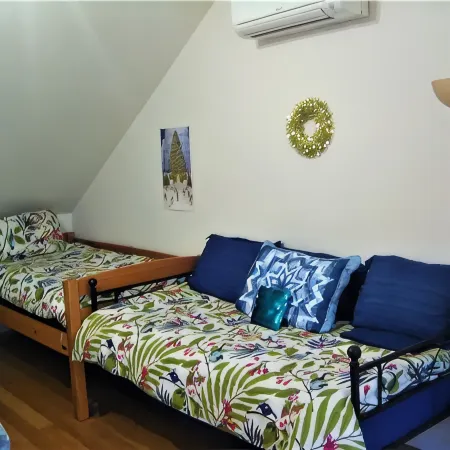 Studio 3 BEDS-SLP 3. Downtown Windham. Next to the Ski Resort. Close to Hunter
