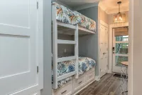 Waterlemon Cay 1 Luxury Villa on Indian Bay with Boat Dock - Balkon