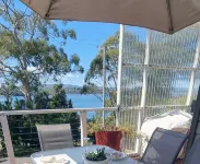 Peaceful -Local Wine & Tamar River Views/Pets Allowed - 3-Star