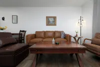 Rustic 2BR Farmhouse Retreat