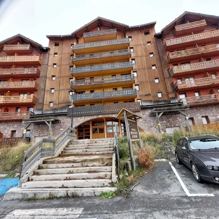 Apparemment sur les Pistes de ski Avec Piscine Risoul1850 Hautes Alpes