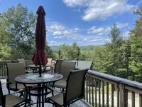 Hike, swim or ski!  3BR house in the Lakes Region. - Homestays