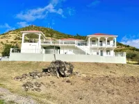 Villa Norman Cozy + Stylish Studio - Homestays
