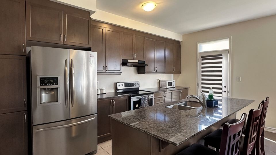 Newly Built Detached Home! Close to nature and city.