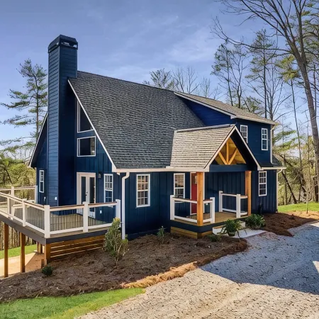 Luxe Modern Cabin Perched in Dahlonega Forest