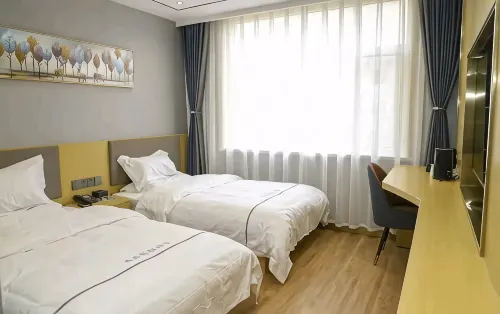 Zhuoyi Hotel
