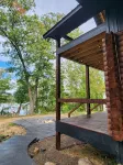 Bear Paw Cabin on the Lake, with Private Water Access, Quiet Getaway Sleeps 6