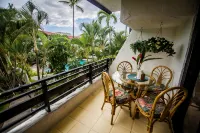 Oceanfront Condo Complex on Alii 1 bdrm,, Salt,Freshwater Pools Newly renovated - 4-Star