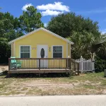 Charming Bungalow Close to Beach, Golf and Entertainment - 2-Star