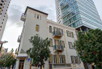 Bachar House - Fattal Colors