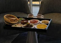 Al Qasr Hotel Suites - Corniche