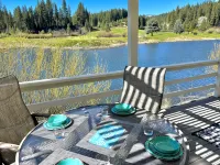 Puttin' on the Pond⛳ Spectacular waterfront villa overlooking Plumas Pines Hotels in Plumas County