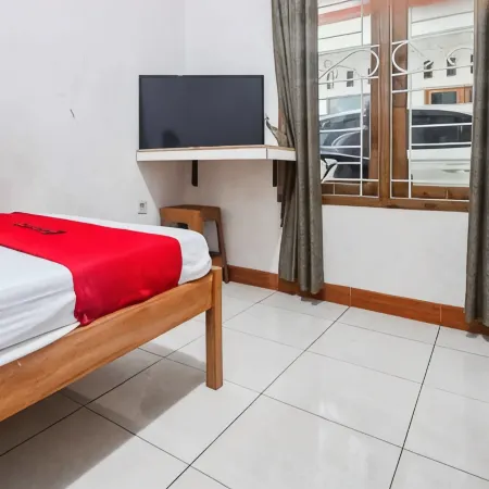 RedDoorz Syariah Near Citimall Sukabumi