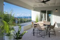 Villa Cabrita - Walk to the Ritz beach!  East End - 2-Star