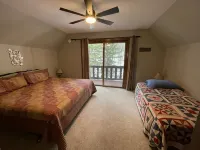 Moose Haven Cabin Close to ATV trails and Lake Pactola