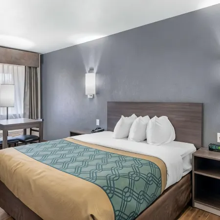Econo Lodge Socorro