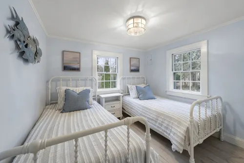Close to Beach Renovated Dog Friendly Cape Cottage