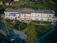 Odos Oneiron Tavronitis Bay