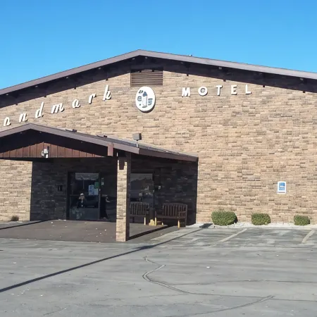 Landmark Motel