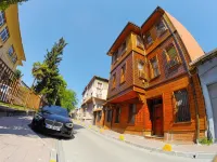 Ottoman's Pearl Hotel - parking