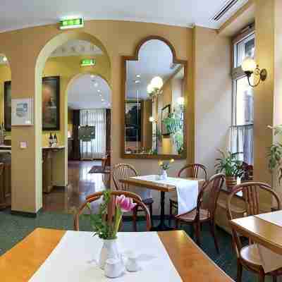 Galerie Hotel Leipziger Hof Dining/Meeting Rooms