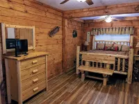 "Rushing Bear   Fully furnished two bedroom cozy cabin you want to capture - Chalets