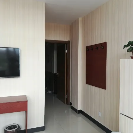Duolun Guoxin Hotel