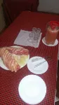 The Charity Hotel International - Desayuno