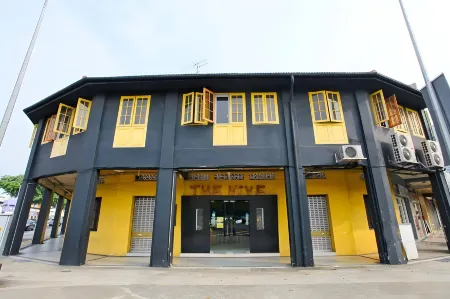 The Hive Singapore Hostel