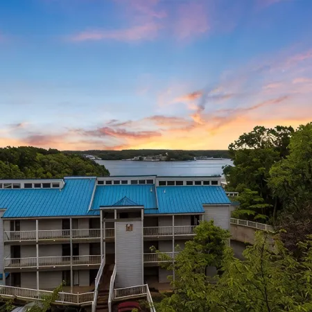 Cozy Pet-friendly Condo w/ Pool