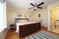 The 2,400 sq. ft. Plymouth Paddock near Road America, 4 bedrooms, 2.5 bathrooms - 4-Star