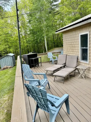 Cozy Vermont Lake Lodge with Kayaks Fishing & Campfire Fun - Wifi