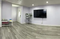 Entire Newly Renovated House in North Pomona